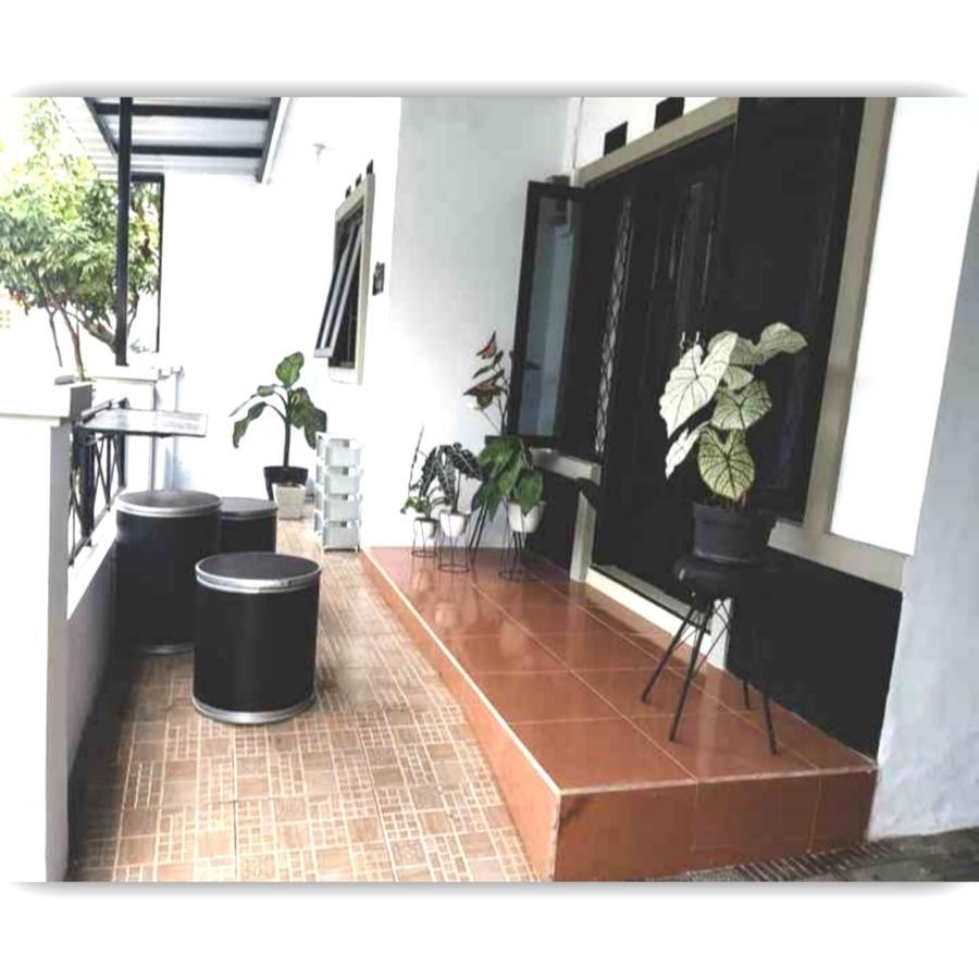 Villa Situ Gede Indah